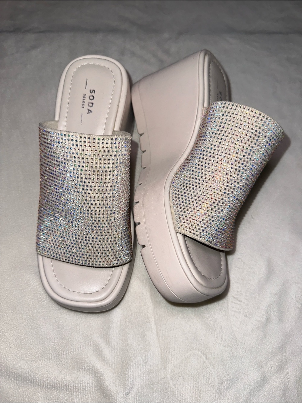 Soda Select Rhinestone Platform Slide Sandals Size 7.5